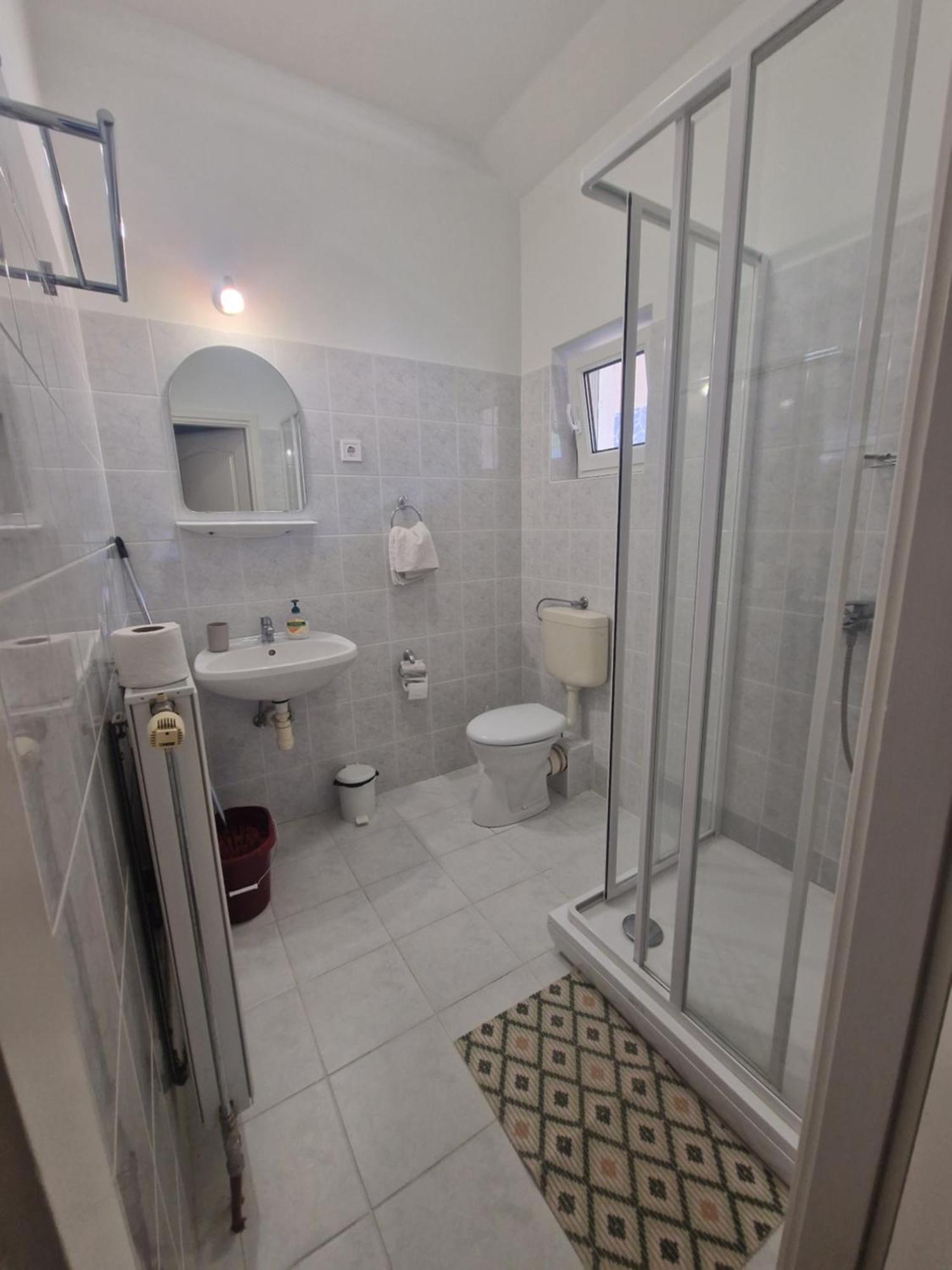 Villa Leticia Сиофок Екстериор снимка