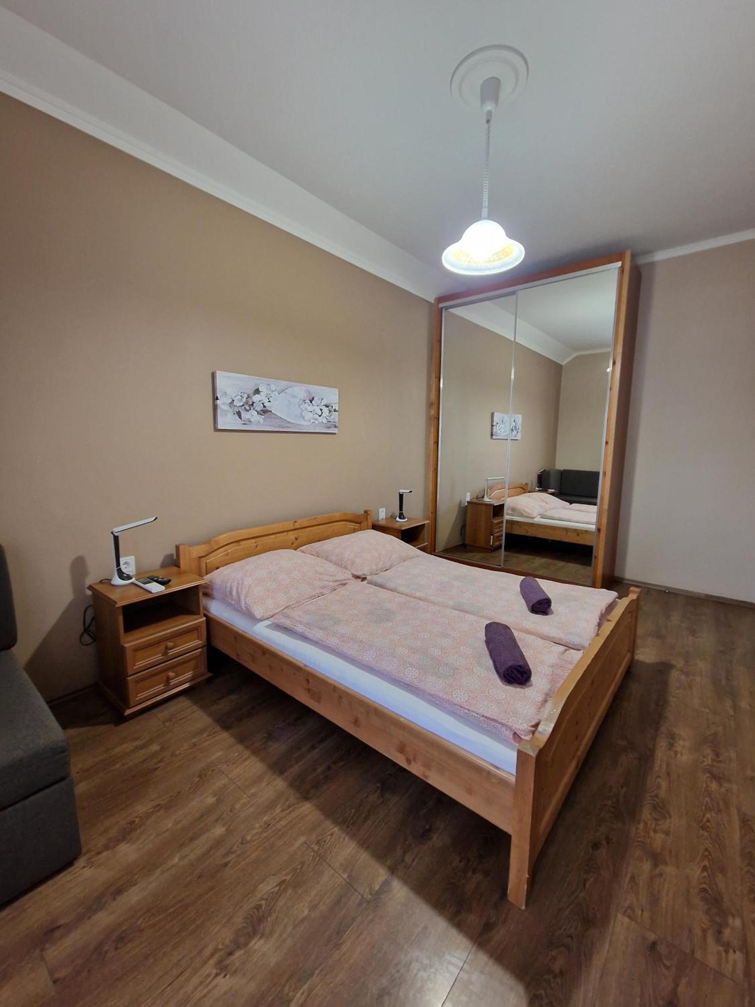 Villa Leticia Сиофок Екстериор снимка